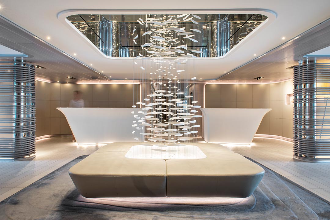 Reception & Excursions Desk