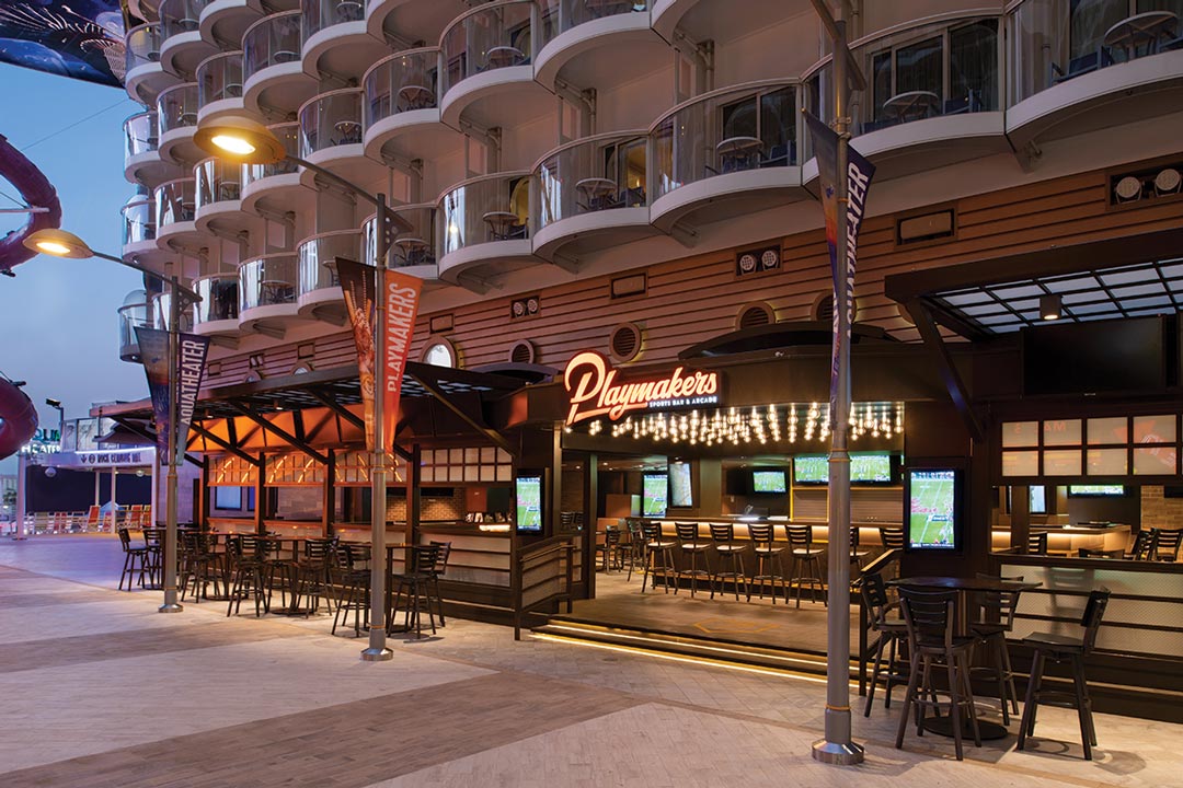 Playmakers Sport Bar & Arcade